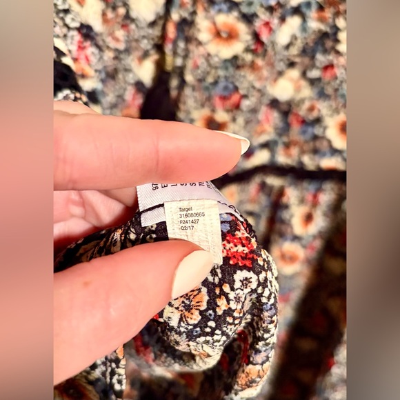 Women’s Knox Rose Multicolor Floral Tie Back Blouse with Tassels Sz XS Oversized - Picture 14 of 16